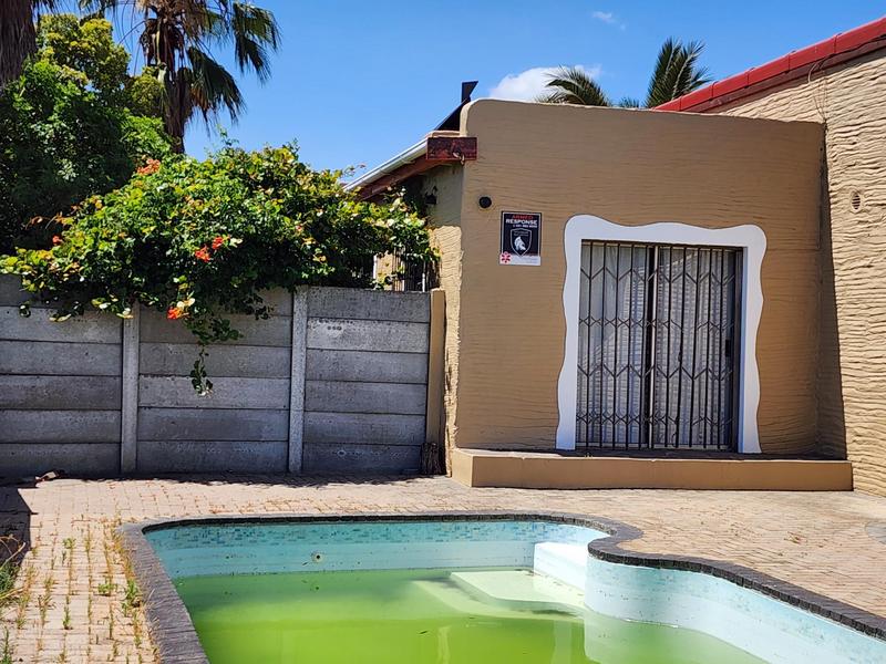 3 Bedroom Property for Sale in Zoo Park Western Cape